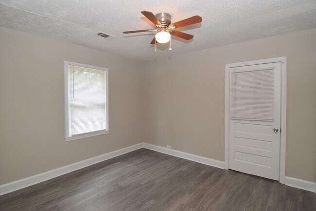 Building Photo - 2386 Wheeless Rd