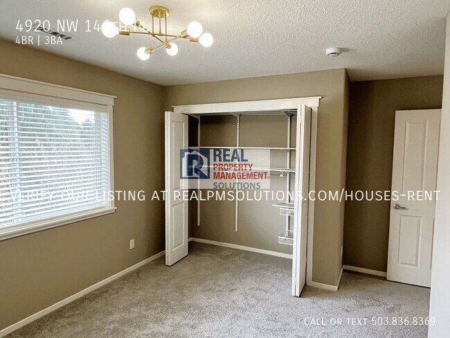 Building Photo - 4920 NW 146th Pl