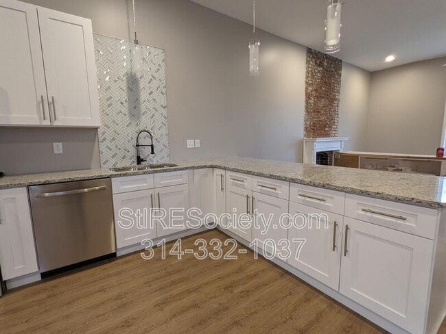 Building Photo - 2206 Blendon Pl