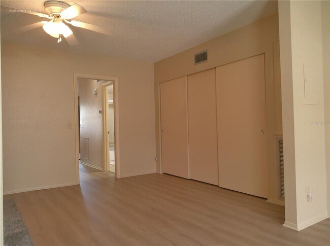 Building Photo - 2331 Finlandia Ln