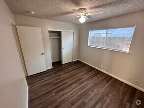 Building Photo - APPLY FOR THIS BEAUTIFUL HOME TODAY!