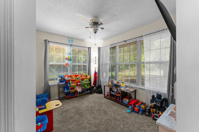Building Photo - 107 Shallowford Cir