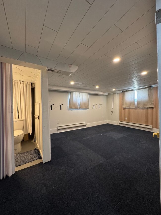 Building Photo - Unique and pristine home for rent in Cave Spring! 2BR 1.5 Bath