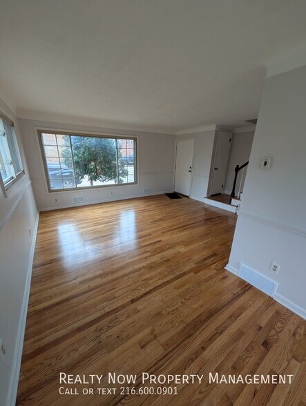 Building Photo - 15334 Triskett Rd