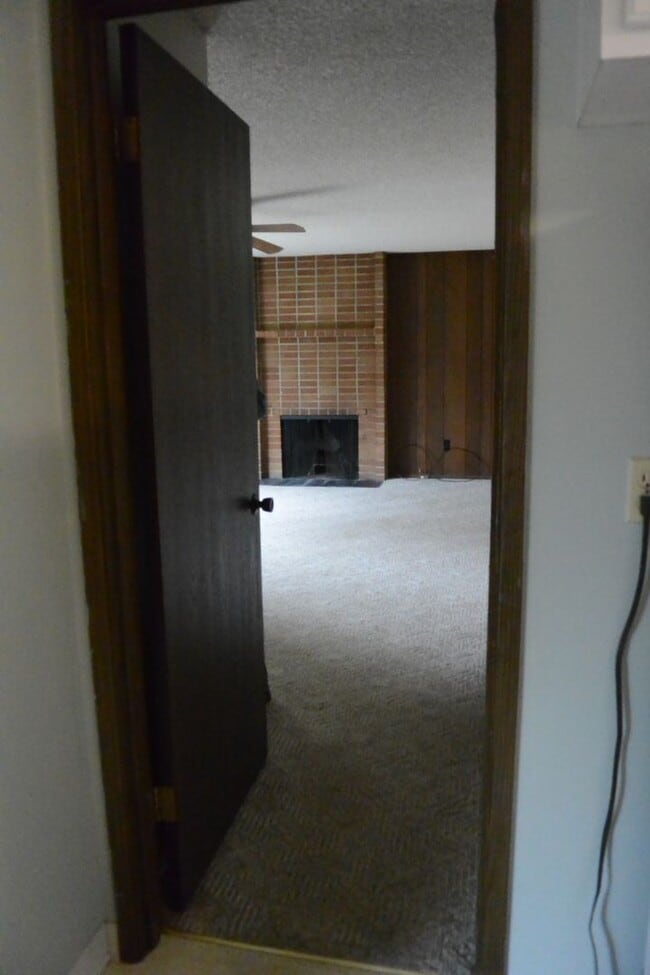 Building Photo - 1307 NW 119th St