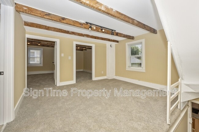 Building Photo - 106 Potomac St