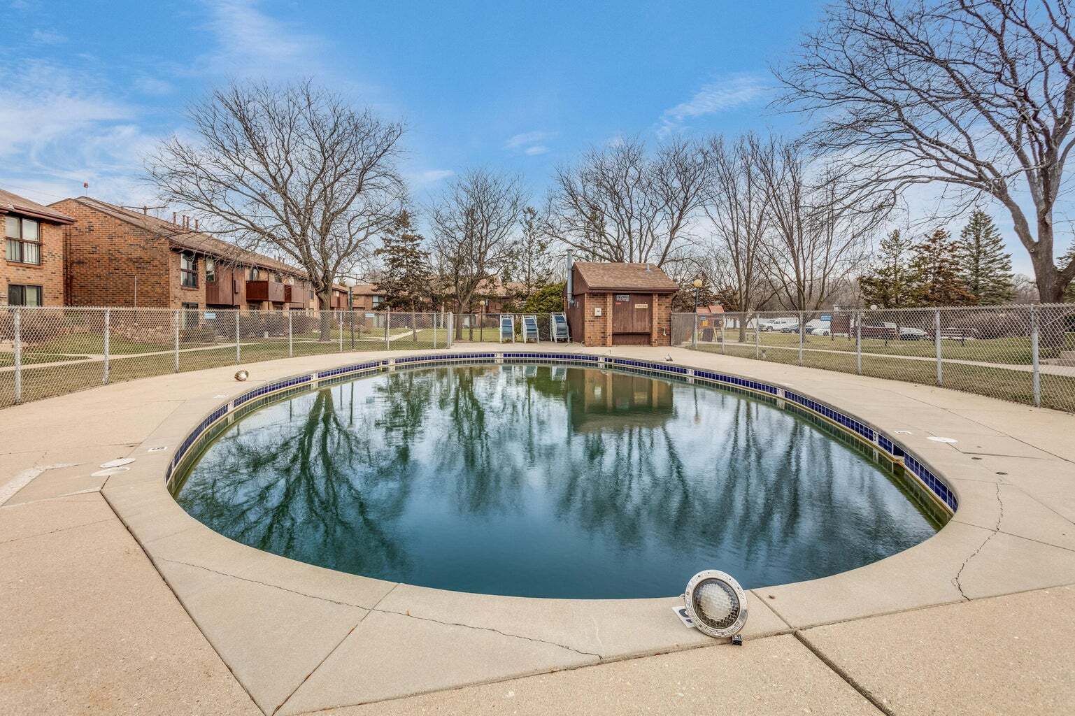 Building Photo - 9082 N Park Plaza Ct