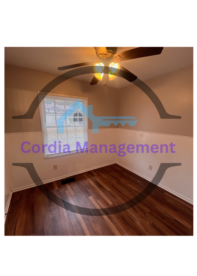 Building Photo - Will not last long!!!!! 3 bedroom Great All electric home in Riverdale!