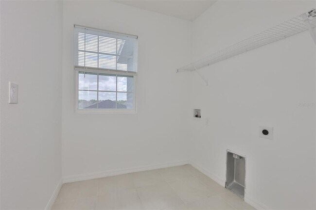 Building Photo - 10819 Charlotte Dr.