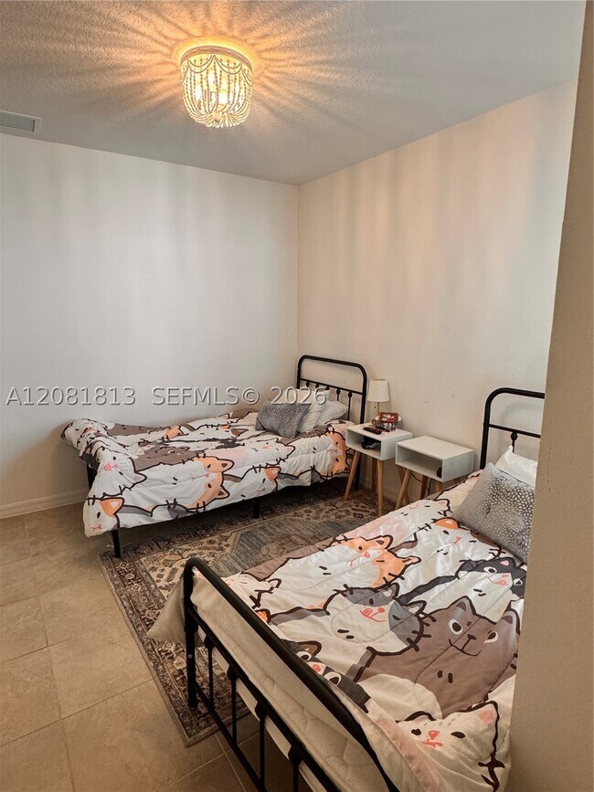 Building Photo - 948 Scrub Oak Hammock Rd
