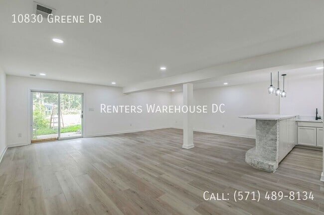 Building Photo - 10830 Greene Dr