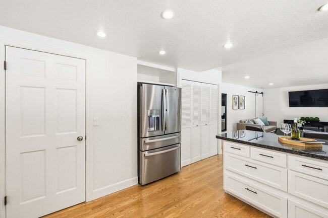 Building Photo - Luxury Acreage Estate in Hollywood Hill | Woodinville Retreat with Modern Upgrades