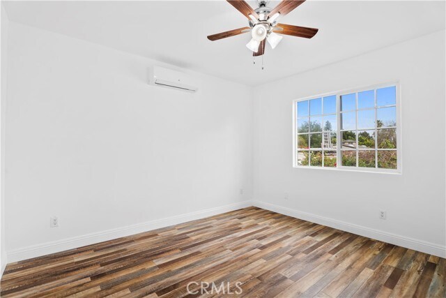 Building Photo - 8440 Gloria Ave