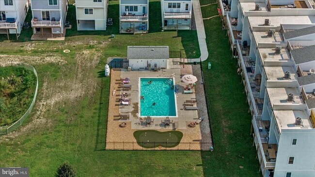 Building Photo - 221 Wilder Ave