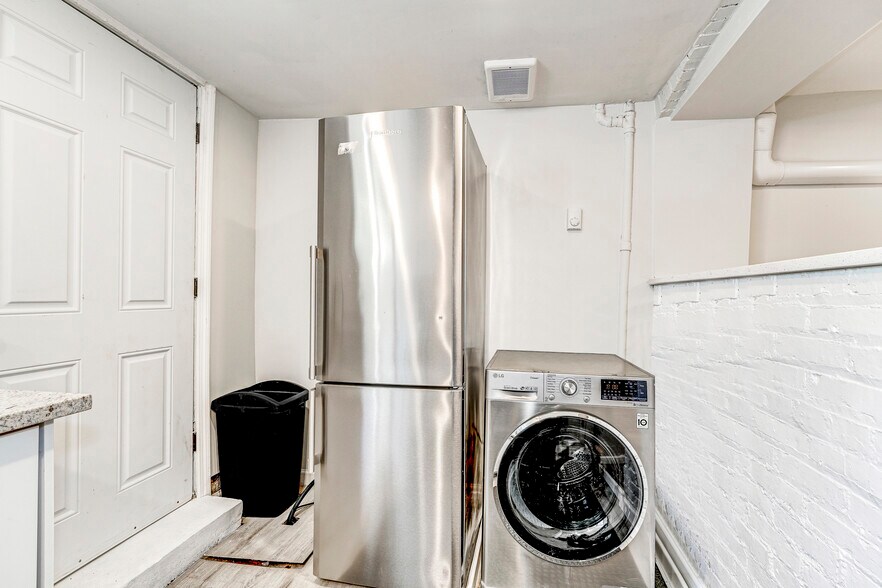 Large refrigerator-freezer & washer-dryer! - 2339 3rd St NE