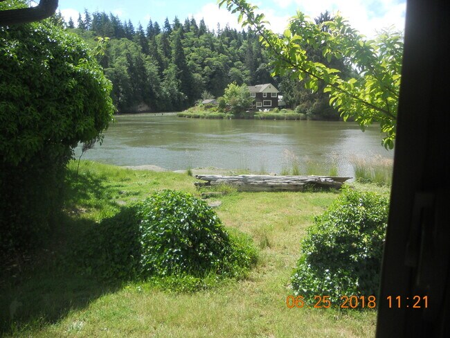 Building Photo - ONE07