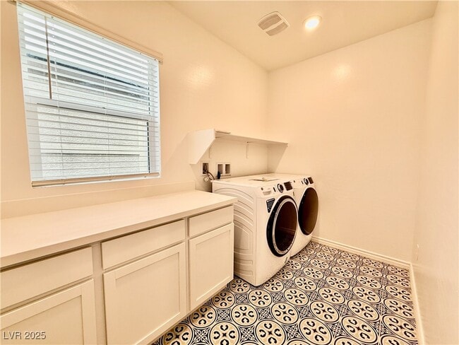 Building Photo - 9768 Abel Clf St
