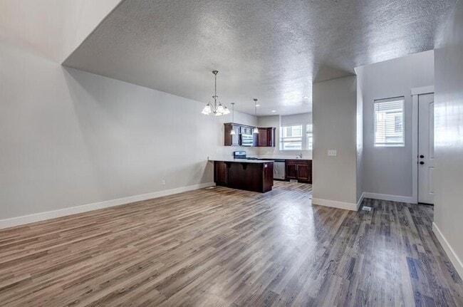 Building Photo - 2032 4010 W