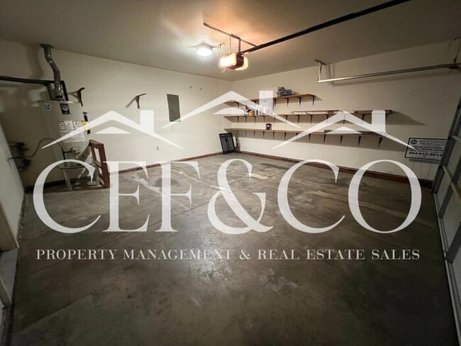 Building Photo - Lovely home now available in Duncan