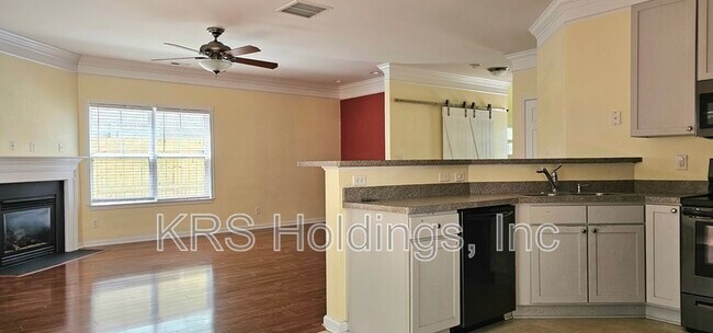 Building Photo - 848 Gem Ct