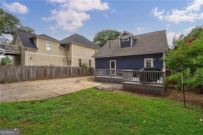 Building Photo - 3405 Fortner St
