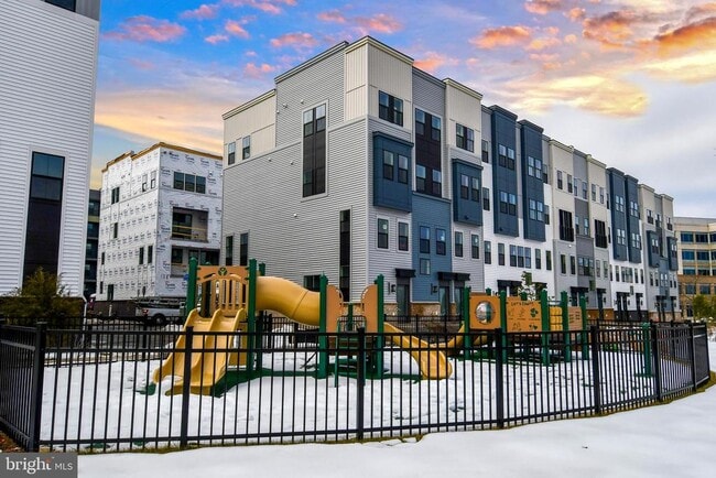 Building Photo - 4771 Sully Pt Ln