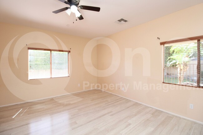 Building Photo - 14205 W Mauna Loa Ln