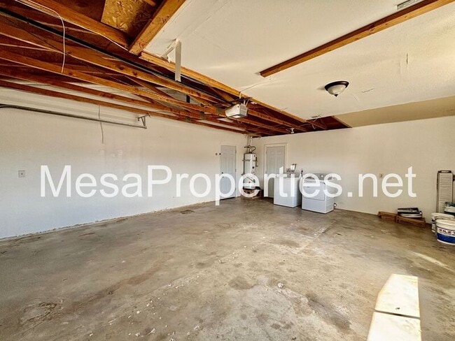 Building Photo - 16327 Seneca Rd
