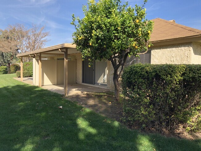 Building Photo - Nice Coronado II model home in Leisure Village 55+ Living