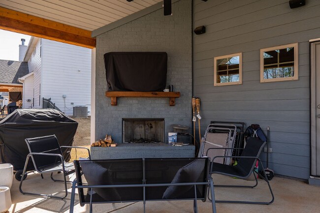 Building Photo - 3021 Calf Pasture Dr