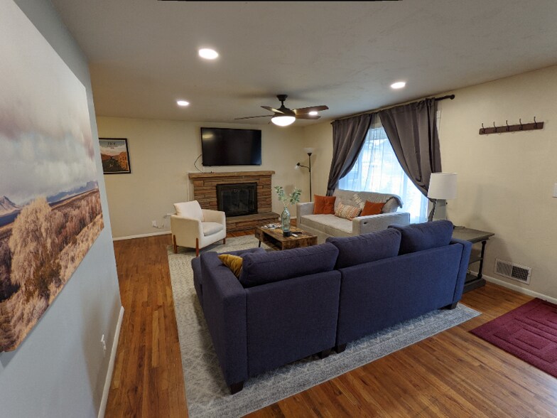 Building Photo - 1512 E 4500 S