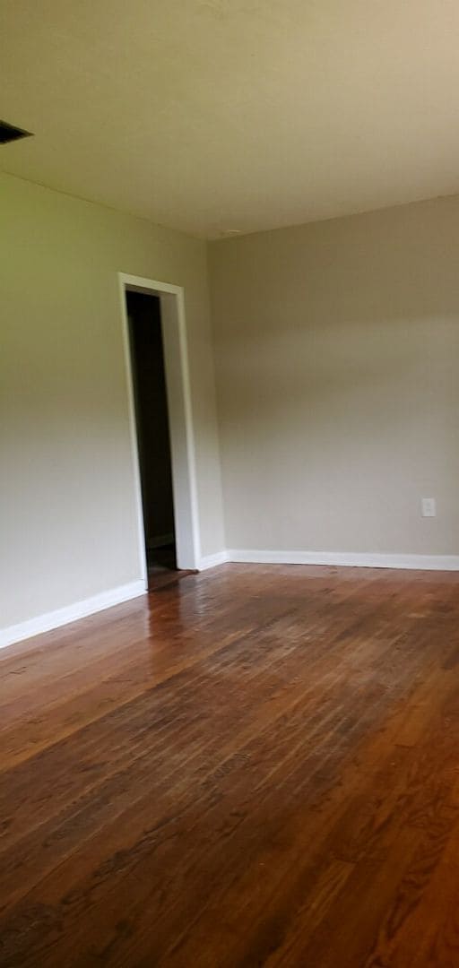 Building Photo - 3 Bed 1 Bath Home With Carport | Pet Friendly | Washer Dryer Hook Ups & Central Air | Section 8 W...