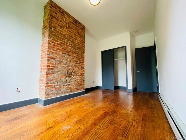 Building Photo - 383 Essex St