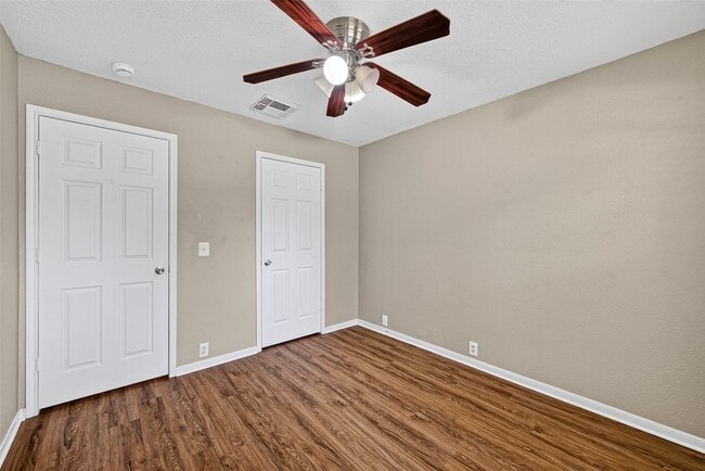 Building Photo - 10306 Nickel Grove Dr