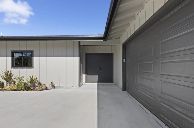 Building Photo - 15-13 13th Ave