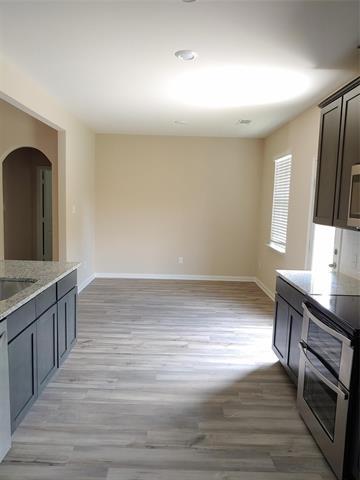 Building Photo - 1906 Sandalwood Way