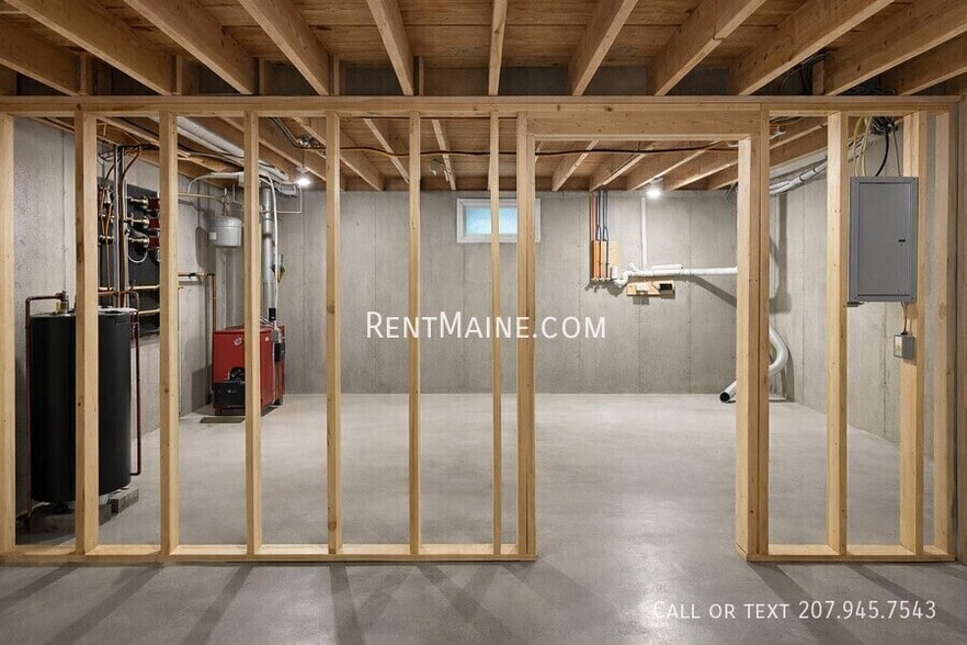 Building Photo - 1182 Ohio St