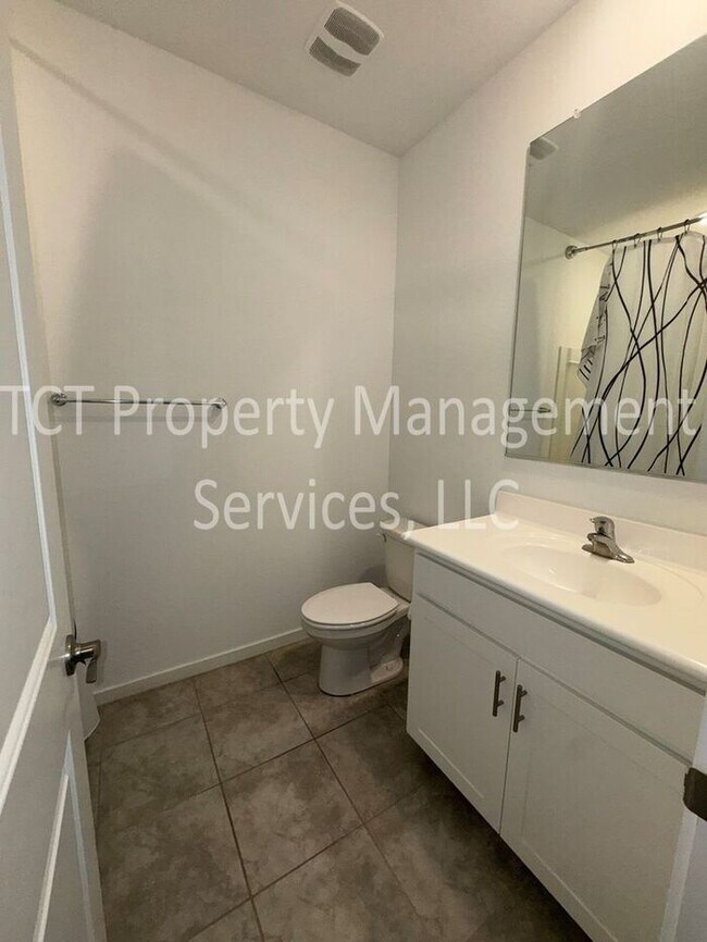 Building Photo - Beautifully Updated San Tan Groves Home