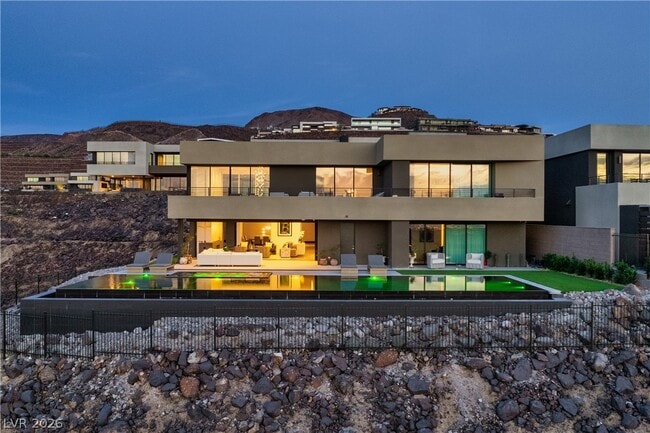 Building Photo - 804 Dragons Eye Dr