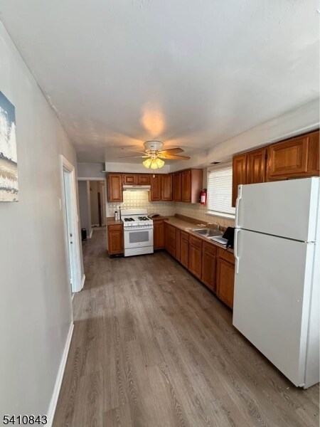 Building Photo - 53 Hassart St