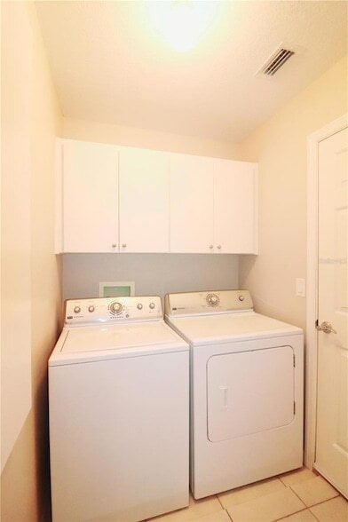 Building Photo - 5532 Sir Churchill Dr