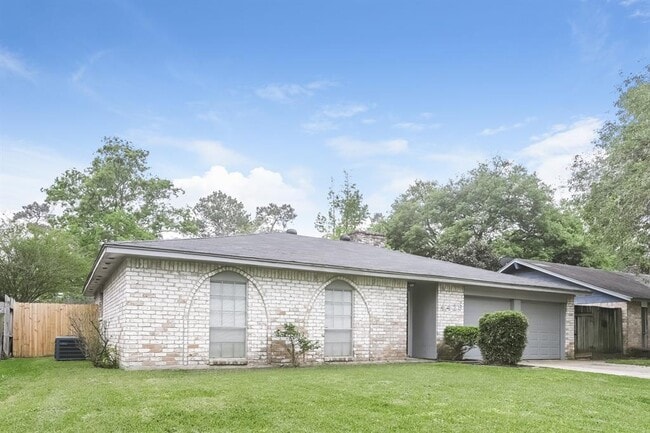 Building Photo - 4426 Adonis Dr