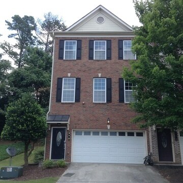 Primary Photo - 502 Williamson St SE