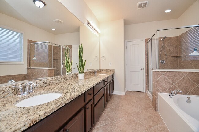Building Photo - 9971 Boulder Bend Ln