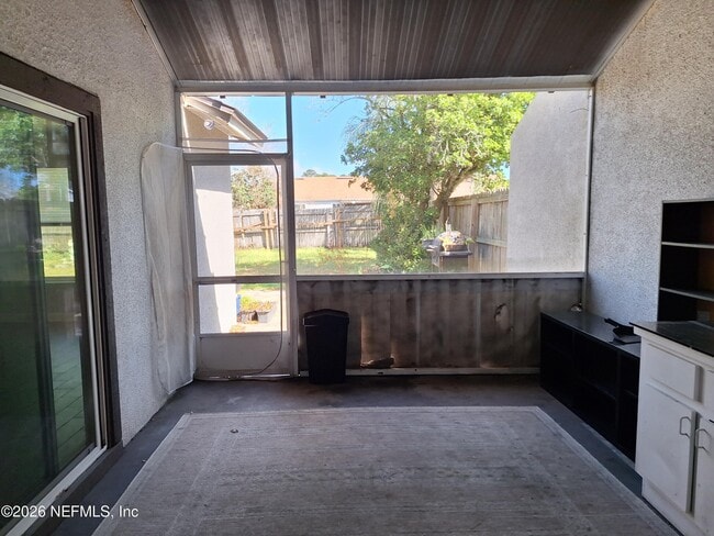 Building Photo - 3459 Excalibur Way E