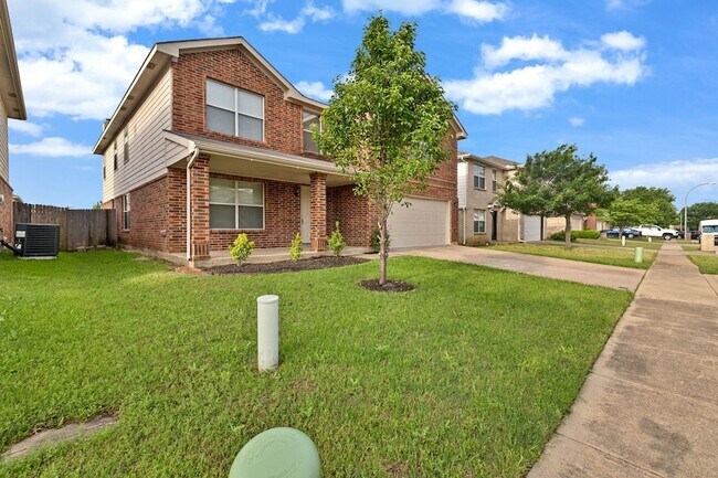 Building Photo - 6205 Winnebago Ct