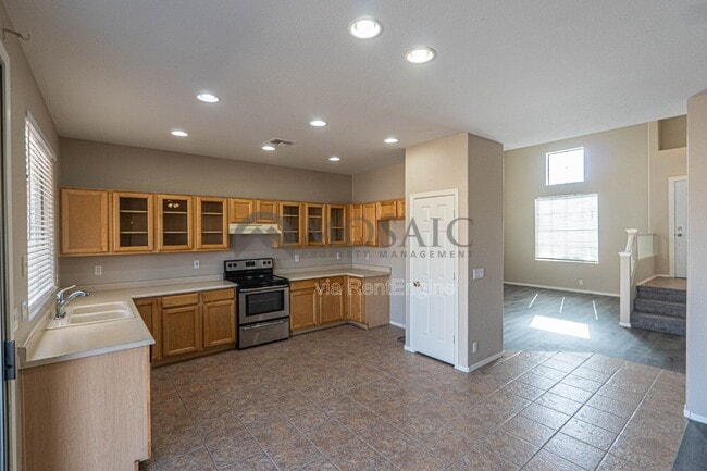 Building Photo - 9304 E Monte Ave