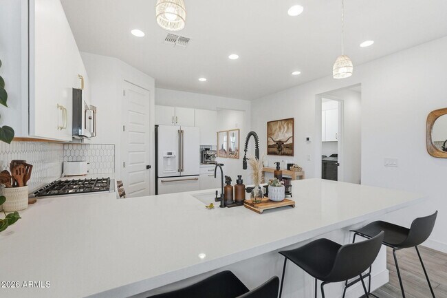 Building Photo - 5714 S Veneto