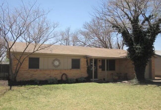 Building Photo - 5221 41st St