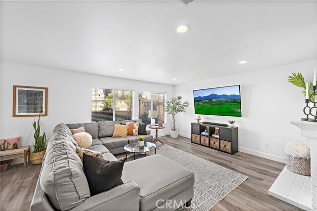 Building Photo - 4314 Silver Spring Way